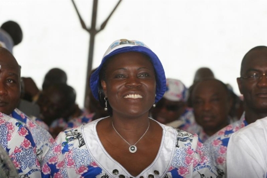 Sénégal : Simone Ehivet Gbagbo dédicace son livre 